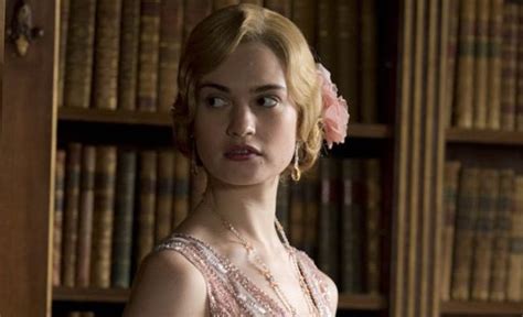 Lily James strips COMPLETELY NAKED in sexy new movie The。